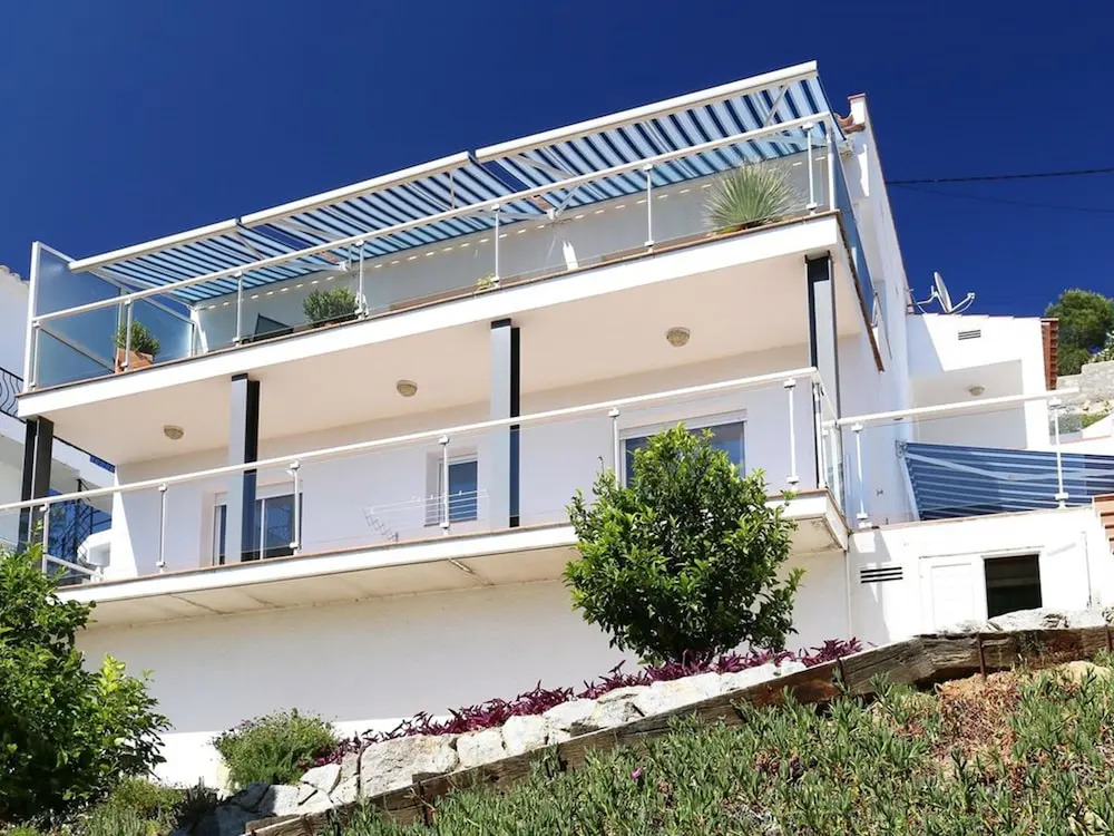 6020 Villa Martin
