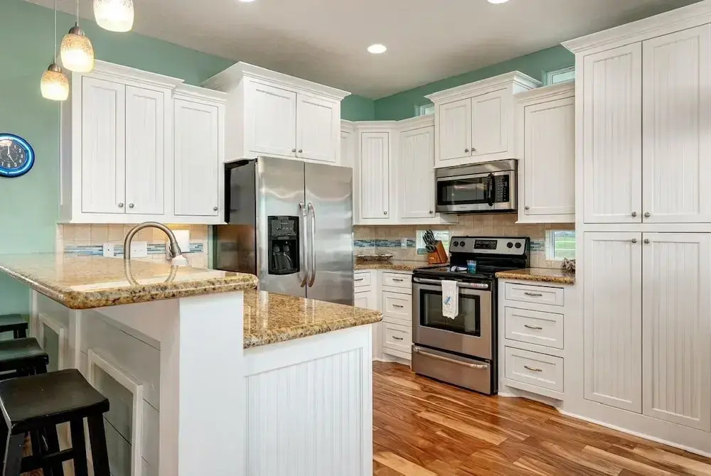 The Beach House 3 Bedroom Home by RedAwning
