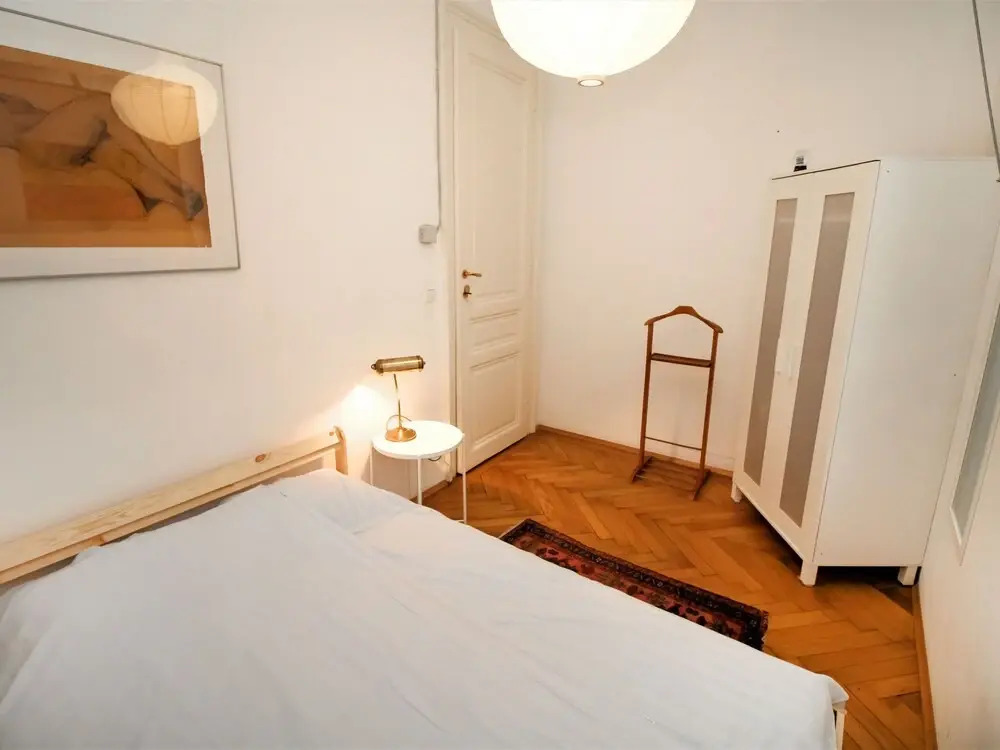 Wieden Wien in Wien With 2 Bedrooms and 1 5 Bathrooms