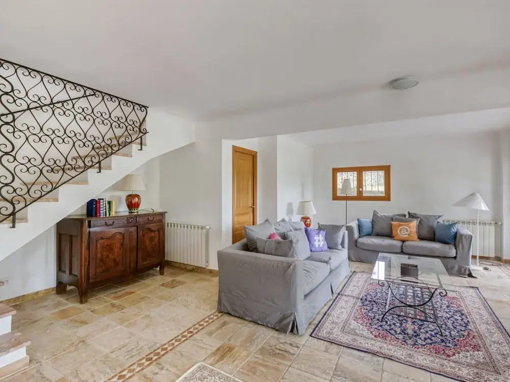 Plush Holiday Home in Tourrettes With Private Swimming Pool