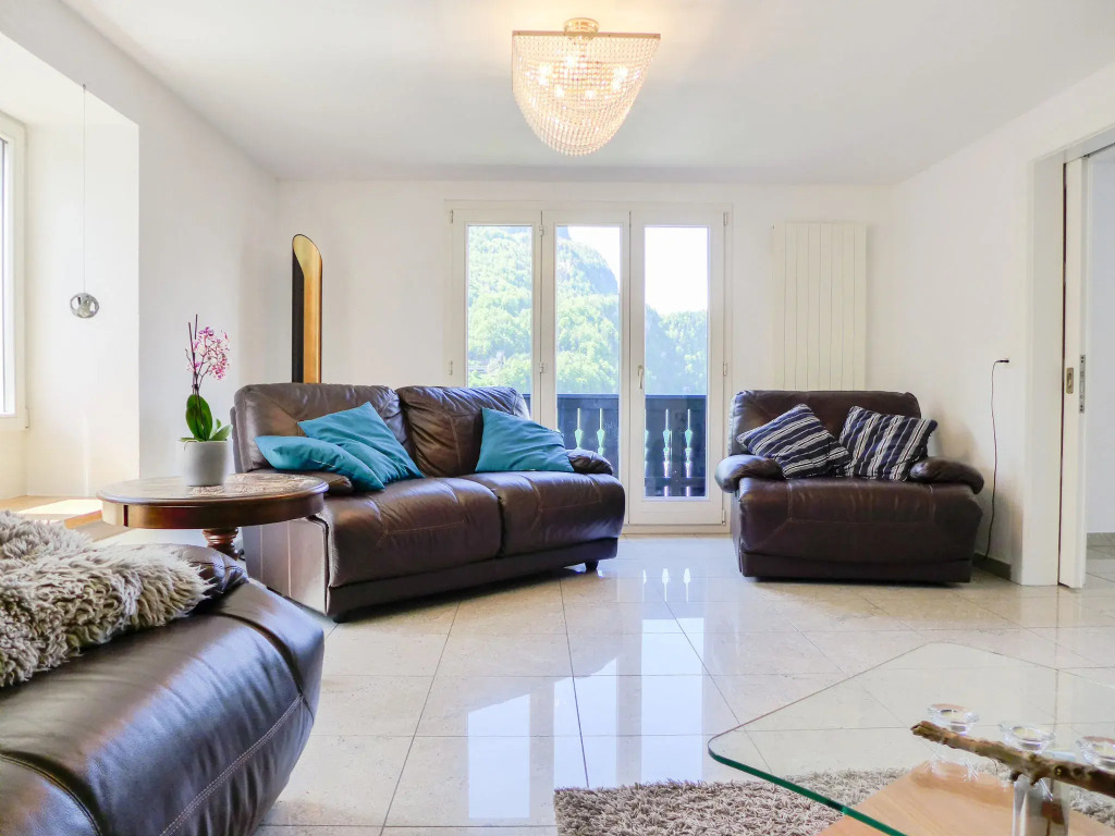 Holiday Home Chalet Aaregg
