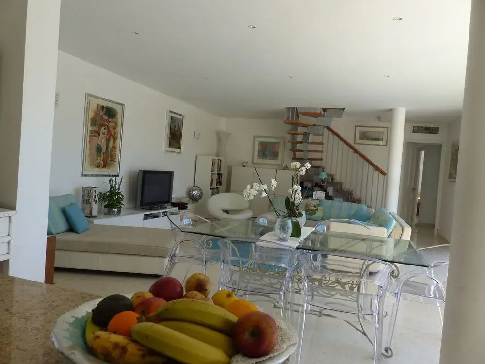 Blue Dream Cannes Guest House