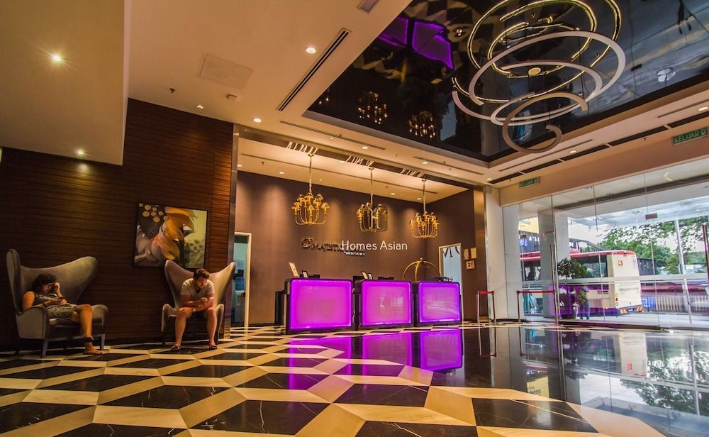 DMajestic Place, 1 King or 1 Queen bed and 1 Super Single bed