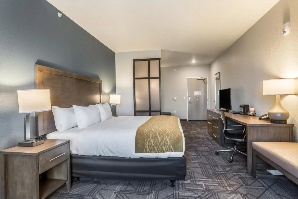Comfort Inn & Suites Salt Lake City Airport