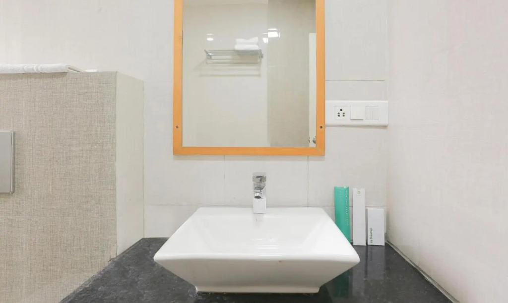 Treebo The Anchorage Malviya Nagar