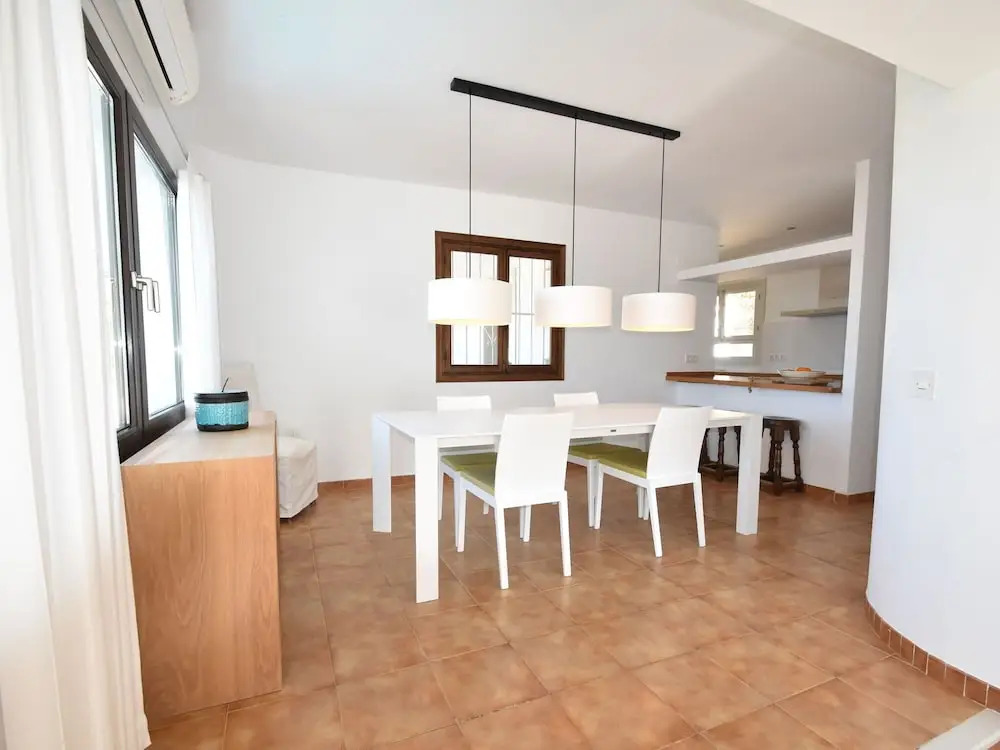 8 pers Luxury villa in prime location, beautiful view, private pool, 500 m golf course