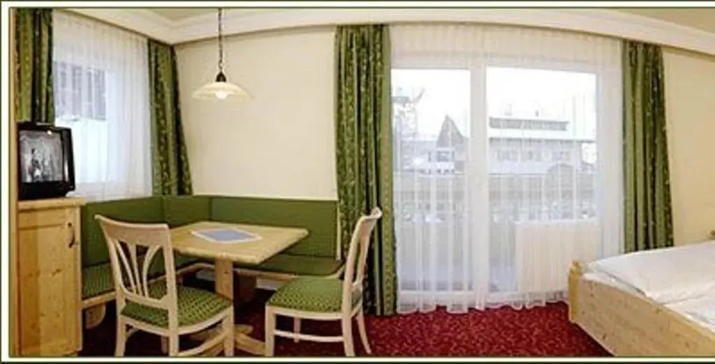 Hotel Sureghes