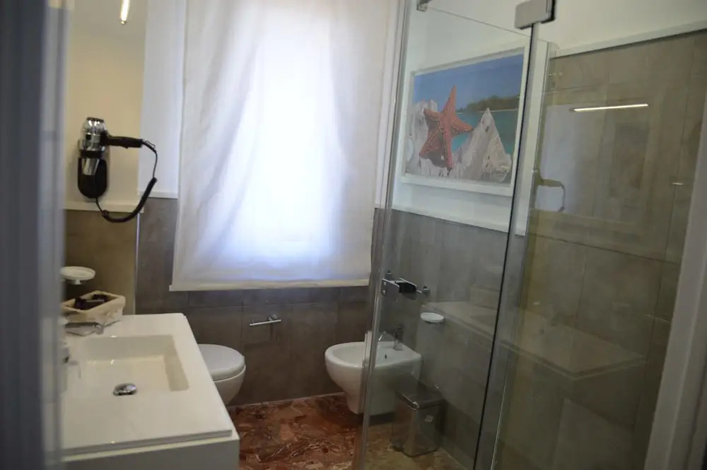 B&B Vanity