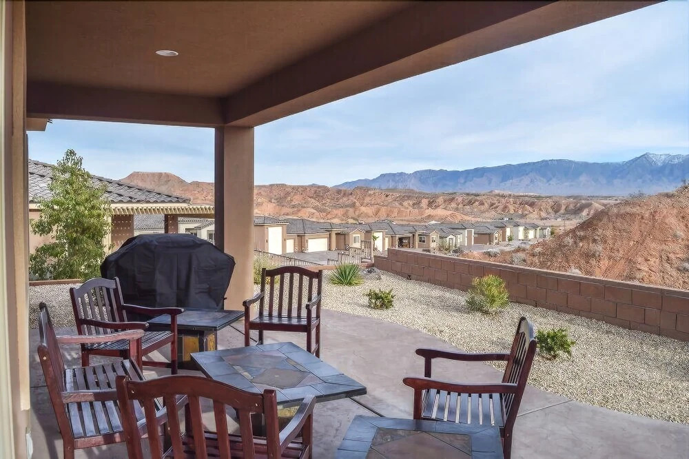 David and Margo Merrill - 3 Br Home