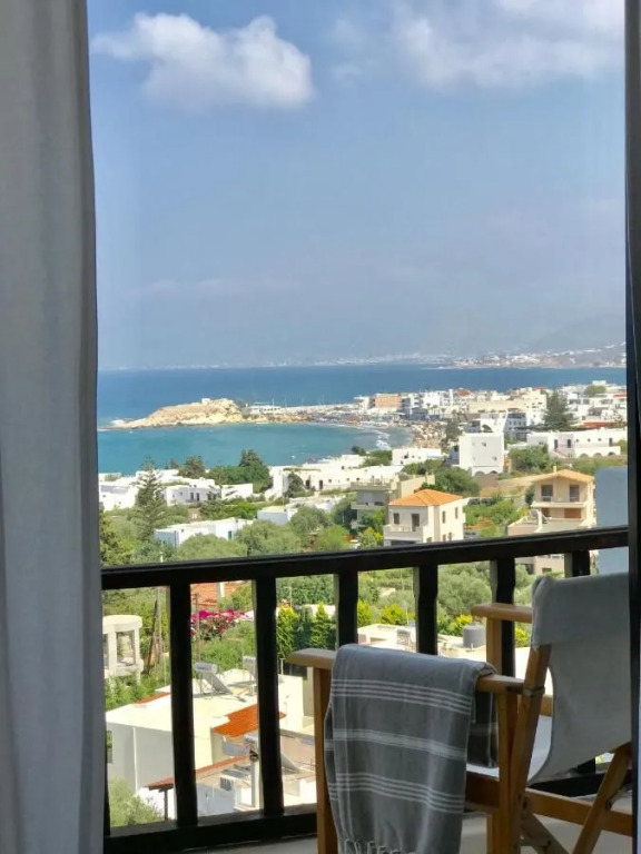 Elea Apartment