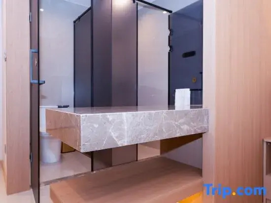 Huiyin Mountain Residence Homestay (Jing County Urban Area)