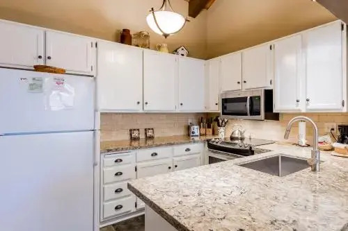 Mammoth Creek 13 - One Bedroom Condo