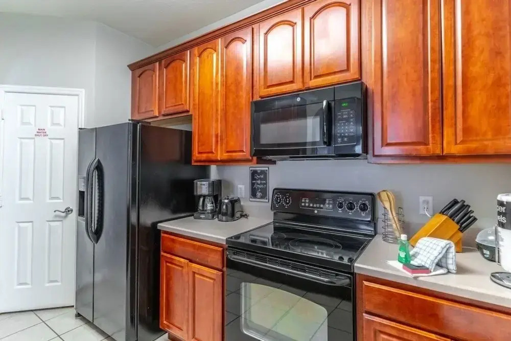 Tvpm 4862#104ca vc 3 Bedroom Apts by RedAwning