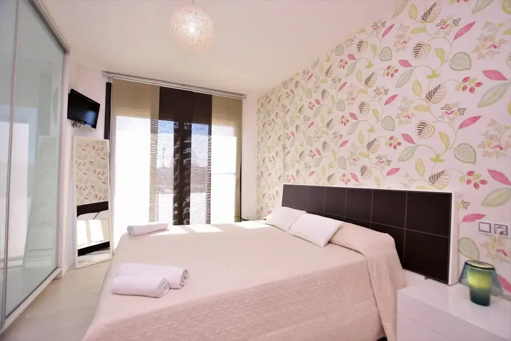 HomeHolidaysRentals Rieral