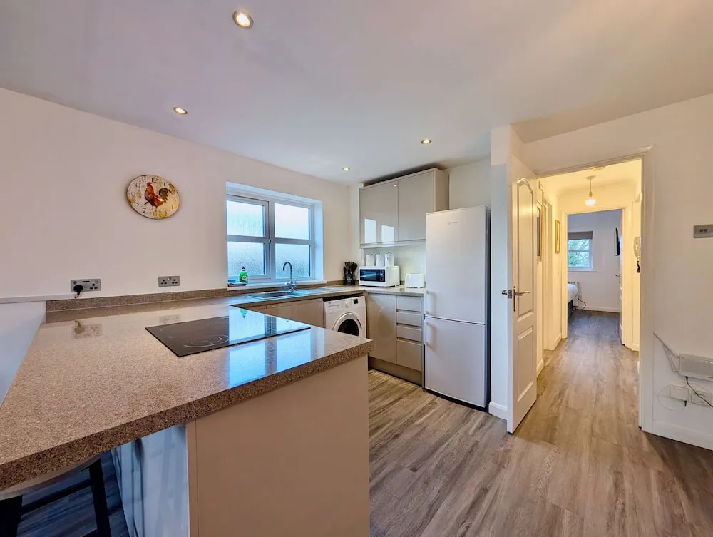 Charming and Modern 1-bedroom Flat