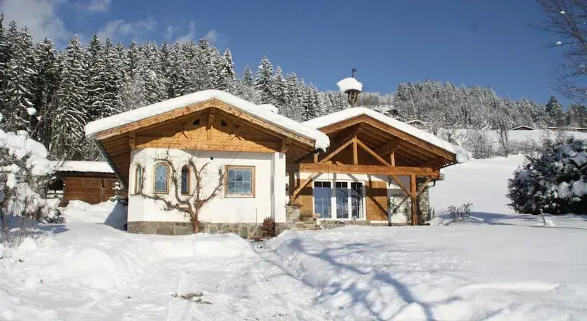 Villa Iris