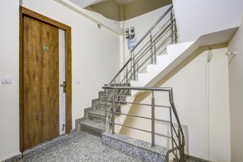 Super Hotel O Sector 52 Gurgaon