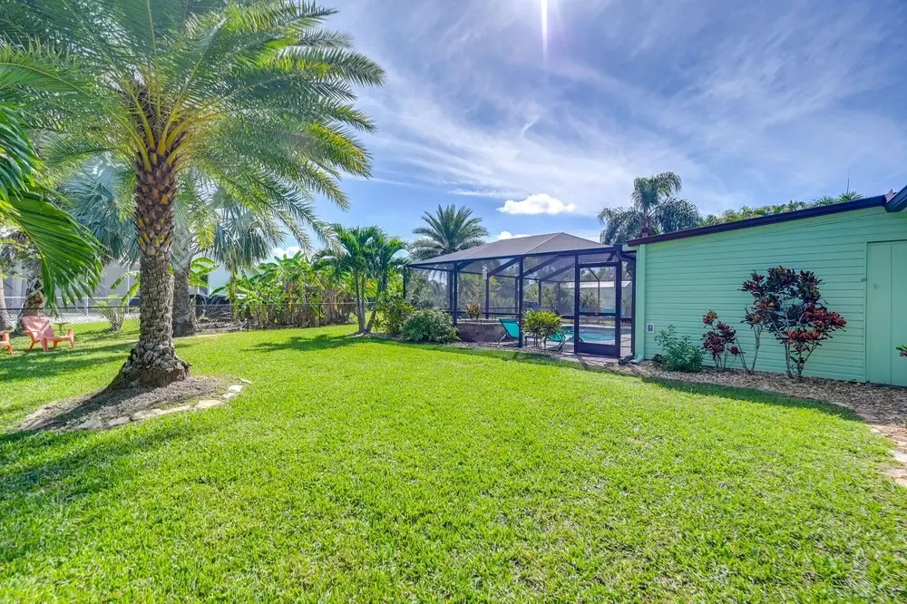 Sunny Bonita Springs Apt w/ Pool, Hot Tub + Lanai