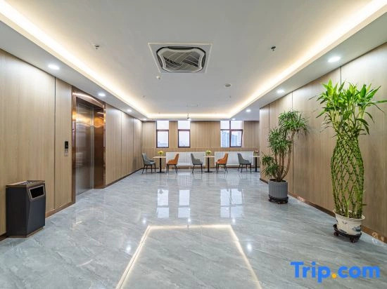 Rezen Select Hotel