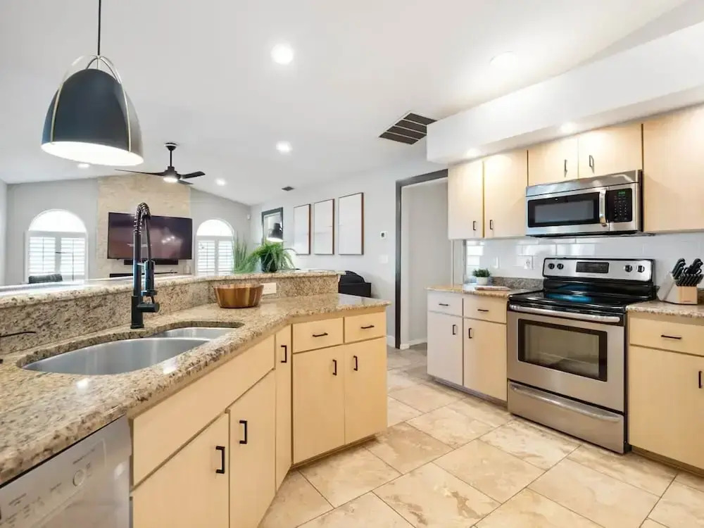 Casa Canal 4 Bed 3 Bath Pool Spa Boat Dock Sleeps 8