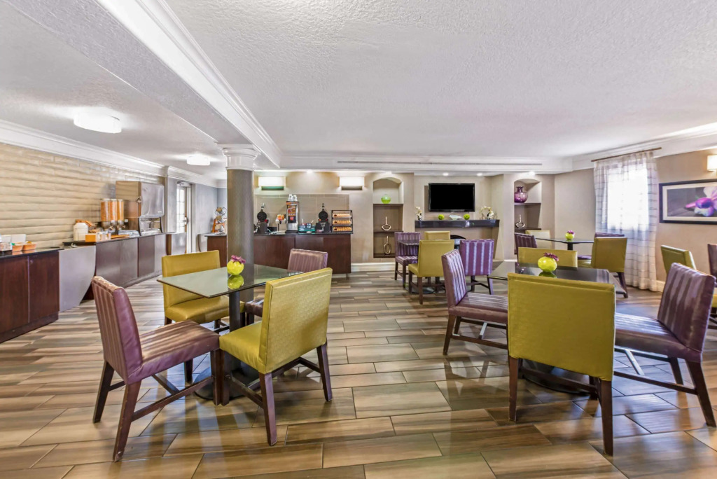 La Quinta Inn by Wyndham Miami Airport North