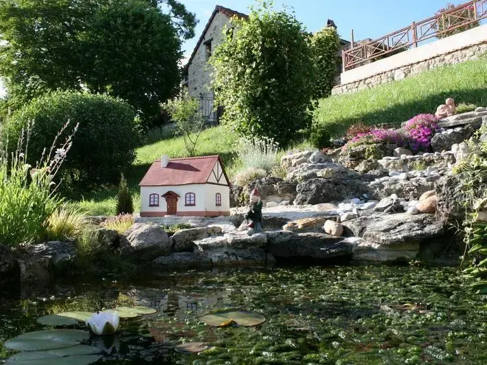 Hillside Park Dordogne