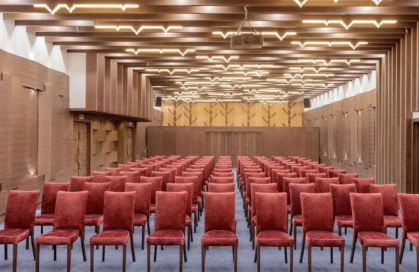 Tehran Royal Hotel