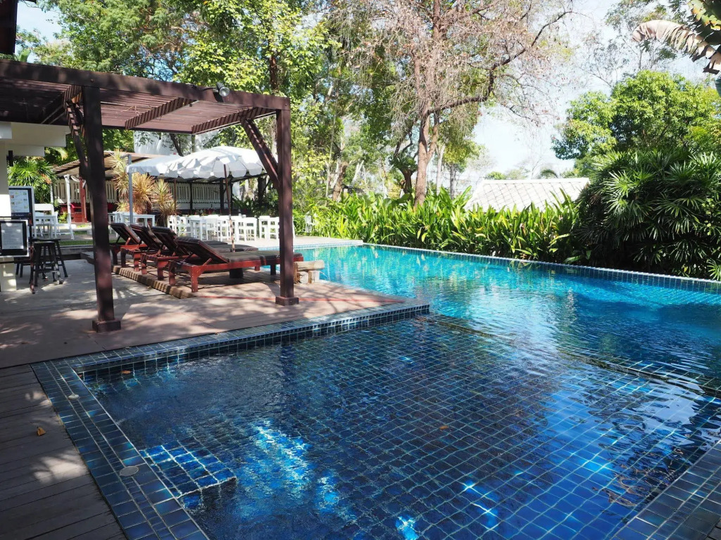 Lima Bella Resort
