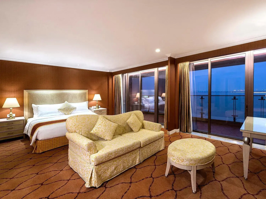 Similan Hotel Zhuhai-Gongbei Port High speed Railway Station