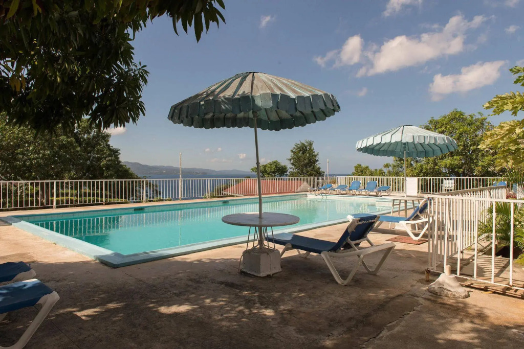 Moonlight Beach Studio At Montego Bay Club Resort