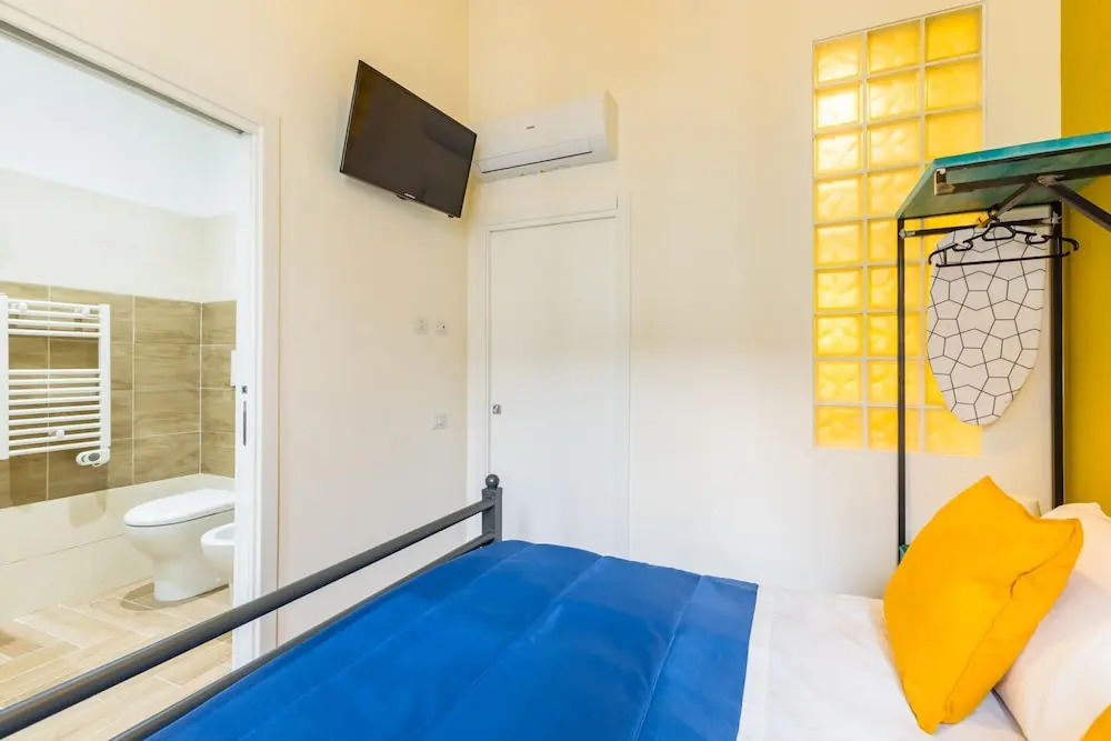 Central Station Apartments & Suites by Wonderful Italy