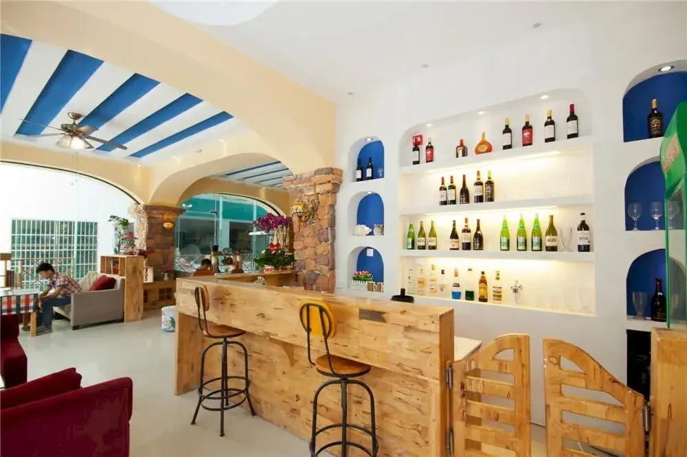 Sanya Noble The Seaview Tavern Hotel