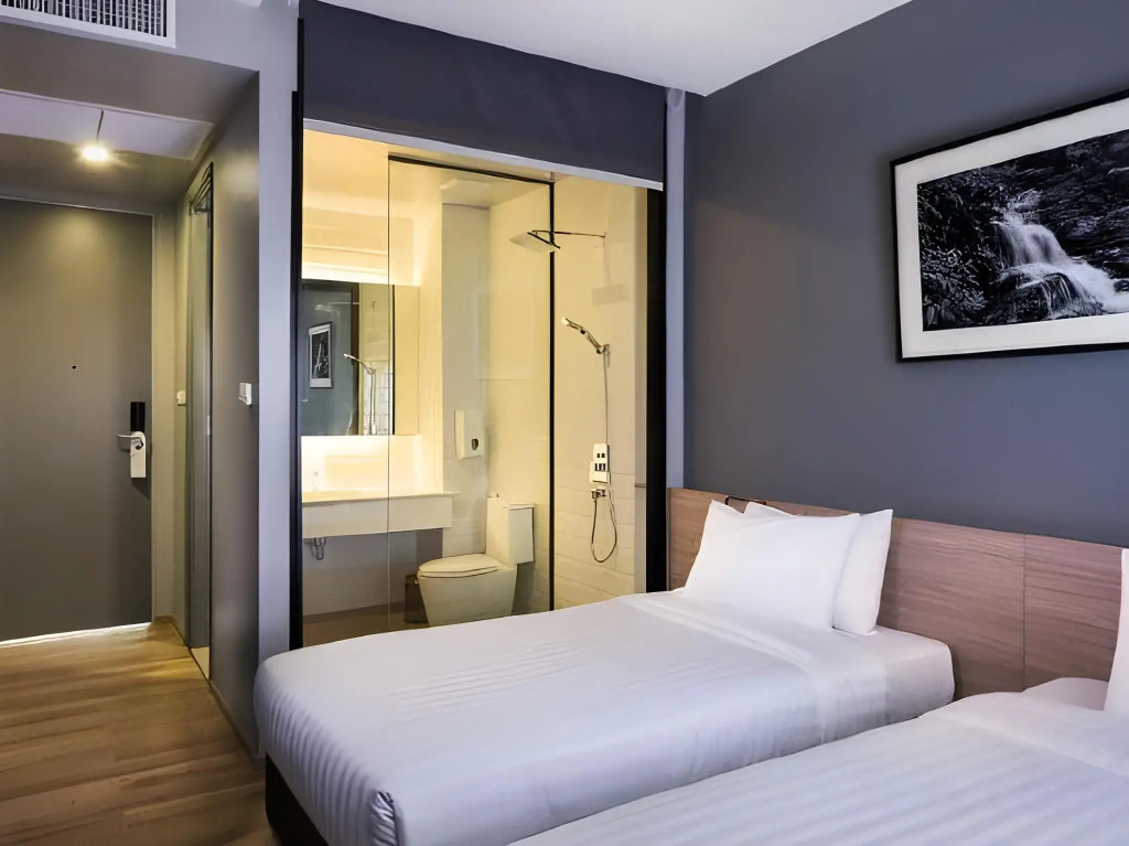 R Photo Hotel