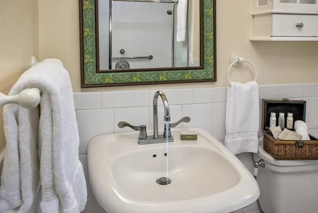 The Historic Wailuku Inn Maui