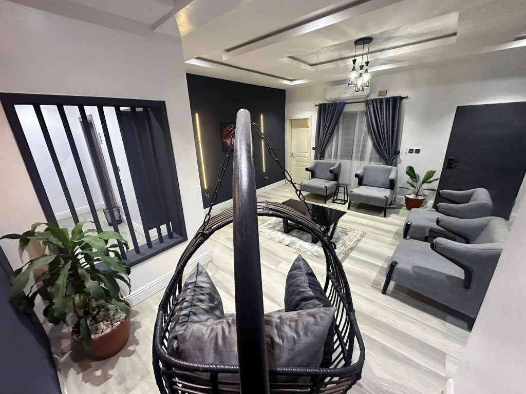 99 MOZILLA APARTMENTS AND SUITES
