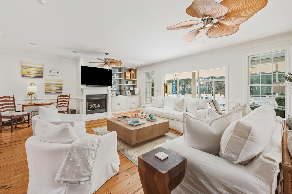 The Marsh Fox 5 Bedroom Home