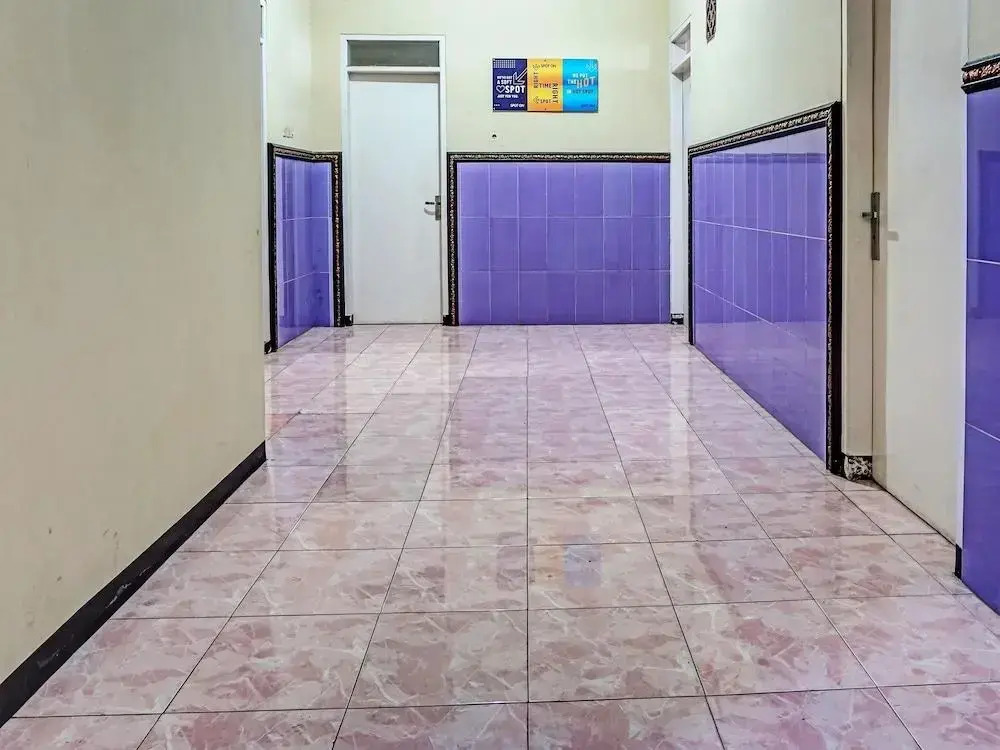 Graha Batu Mulia by OYO Rooms