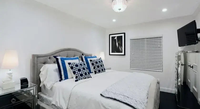 The Luxurious West Hollywood Casa