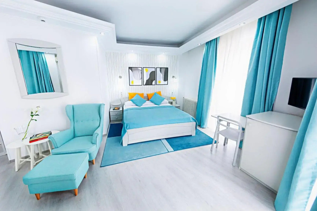Relax Comfort Suites Hotel