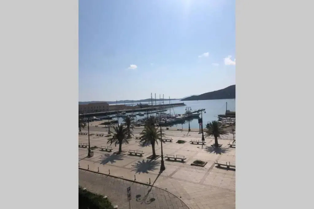 Appartamento incantevole La Maddalena vista mare CODICE IUN Q5459