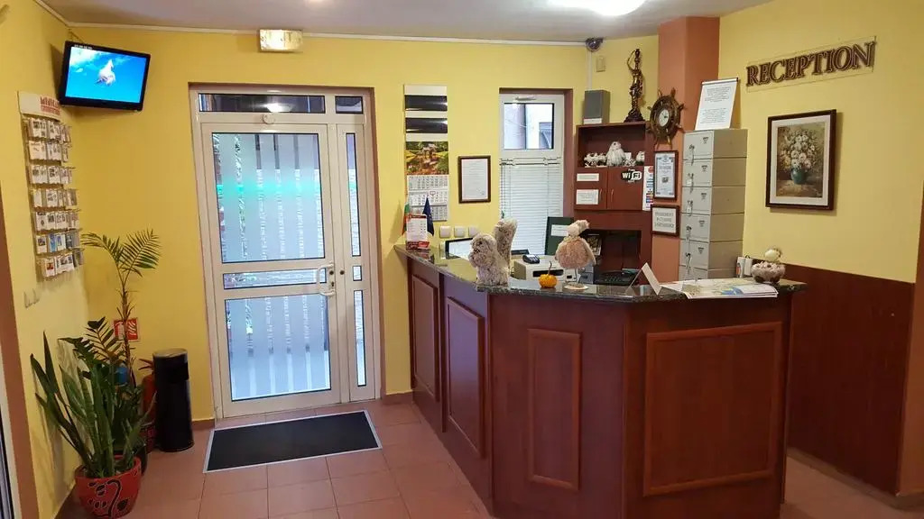 Caprice Family Hotel