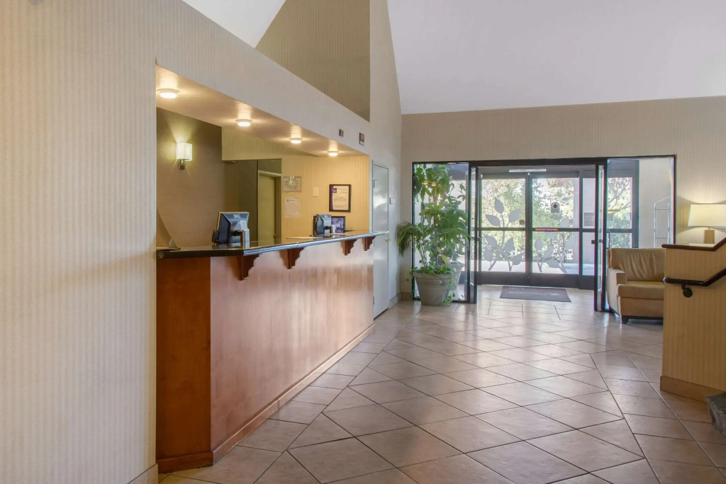 Sleep Inn & Suites Bakersfield North