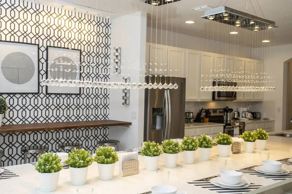 Spacious luxury home with private pool near Disney