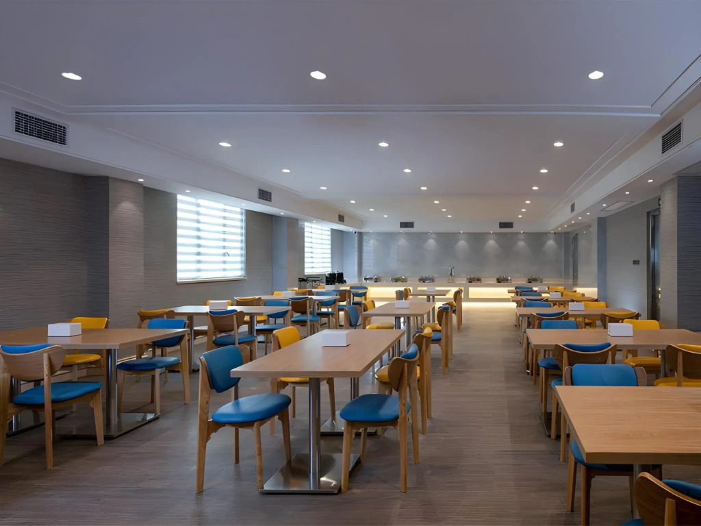 Vienna Hotel (Foshan Yihuan Lishui)