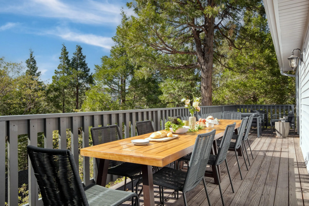 Lone Pine by Avantstay Close to Town and Shore! #cestrp-2022-01576