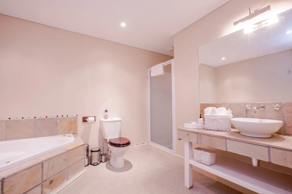 Finchley Guesthouse in Camps Bay