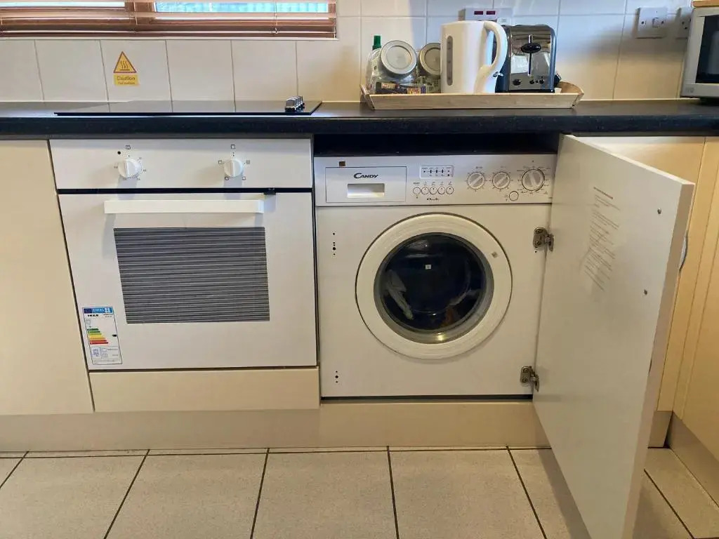 CV225AA Ground-Floor Flat Near Rugby School Self Check-in