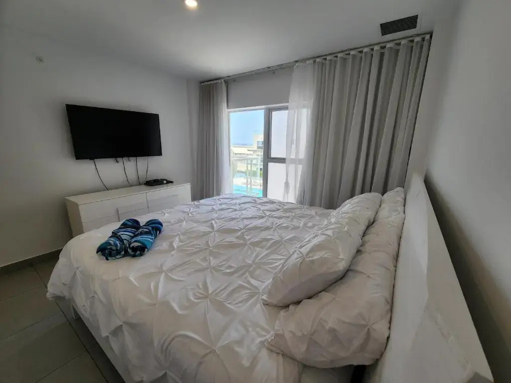 ARUBA DREAM GETAWAY 2BR/2BT OCEAN & POOL VIEW