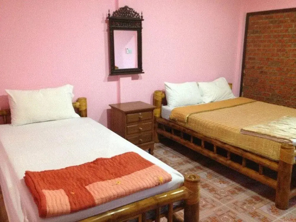 Nam Jhum Resort