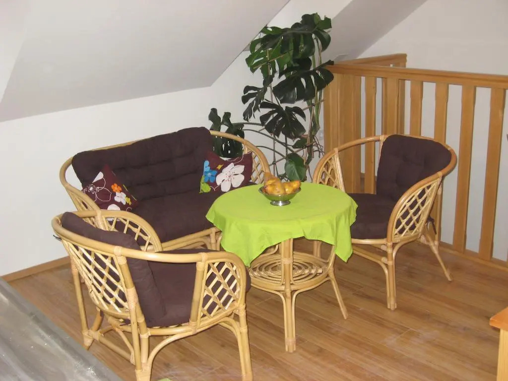 Nest Apartment